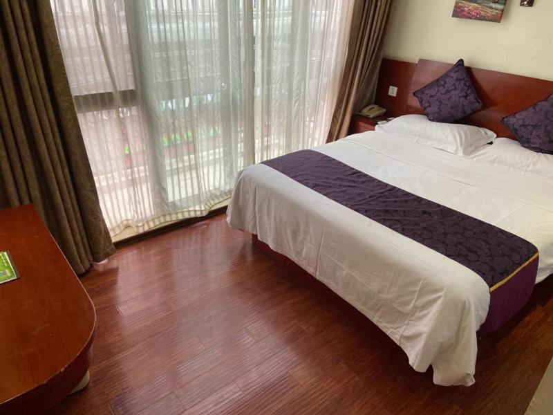 Greentree Inn Shanghai Songjiang University City New Songjiang Road Express Hotel Dış mekan fotoğraf