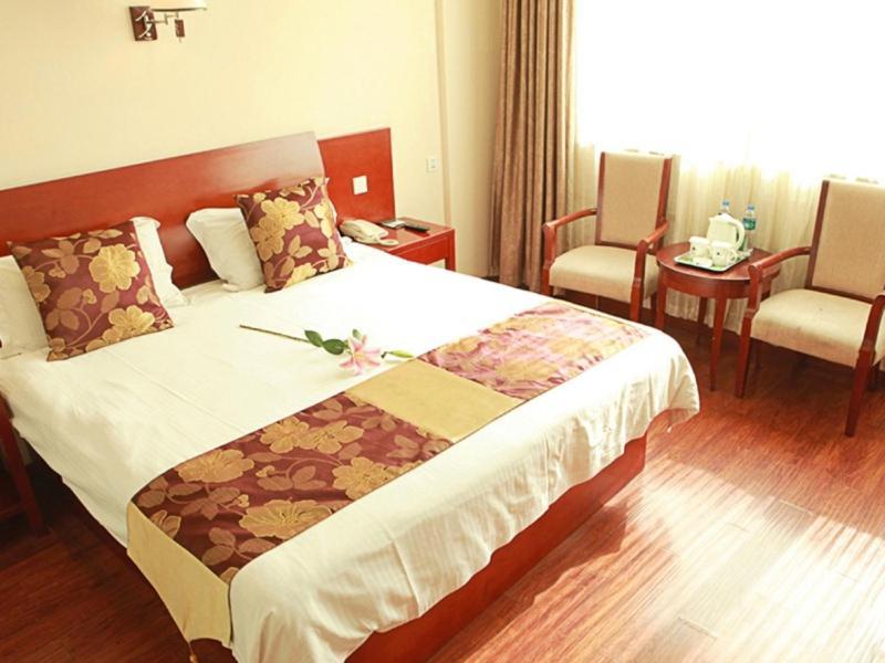 Greentree Inn Shanghai Songjiang University City New Songjiang Road Express Hotel Dış mekan fotoğraf