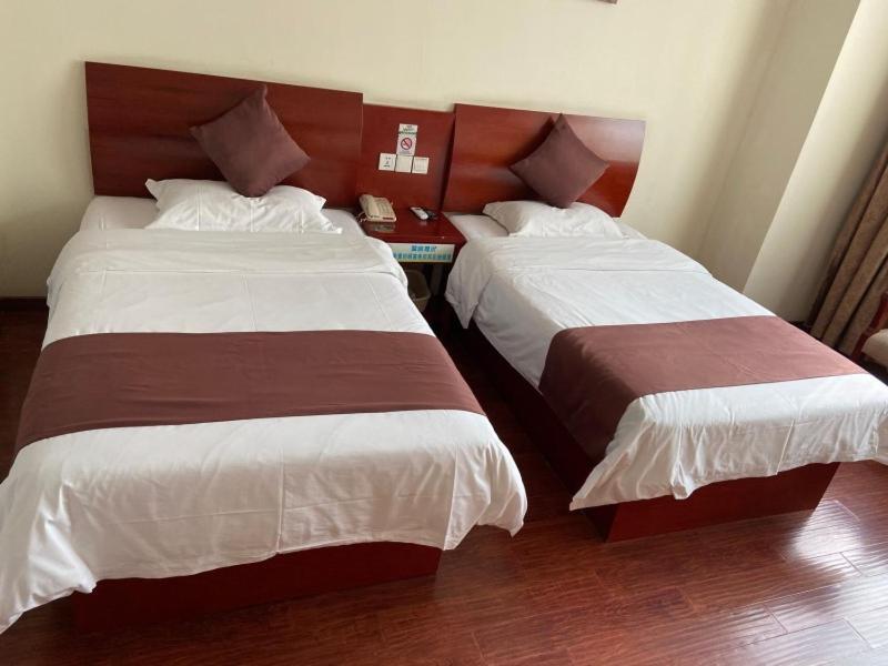 Greentree Inn Shanghai Songjiang University City New Songjiang Road Express Hotel Dış mekan fotoğraf