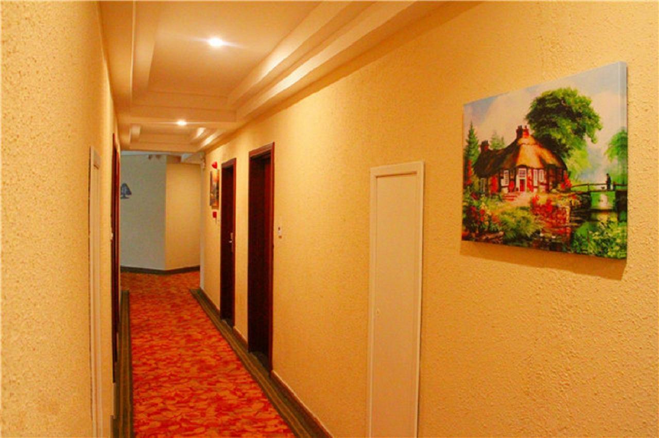 Greentree Inn Shanghai Songjiang University City New Songjiang Road Express Hotel Dış mekan fotoğraf