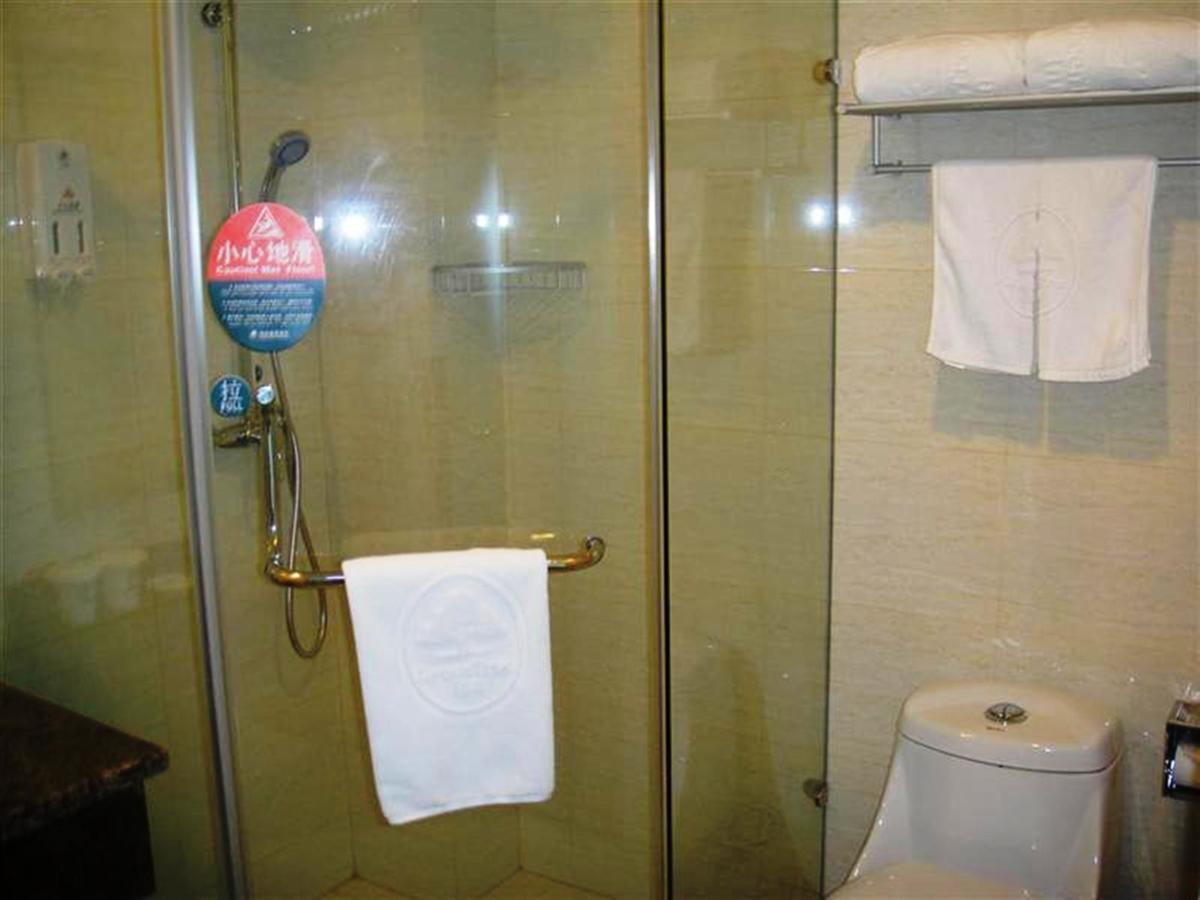 Greentree Inn Shanghai Songjiang University City New Songjiang Road Express Hotel Dış mekan fotoğraf