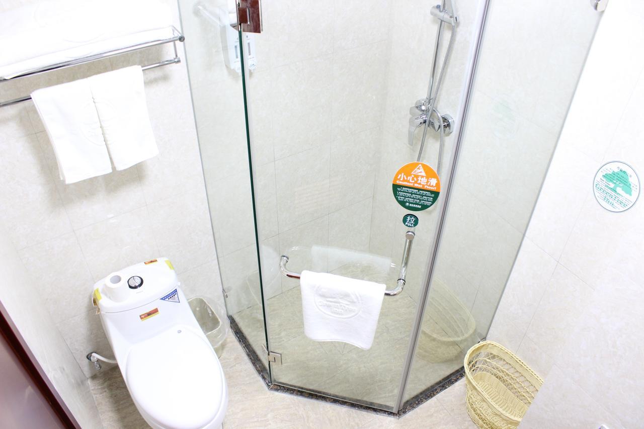 Greentree Inn Shanghai Songjiang University City New Songjiang Road Express Hotel Dış mekan fotoğraf