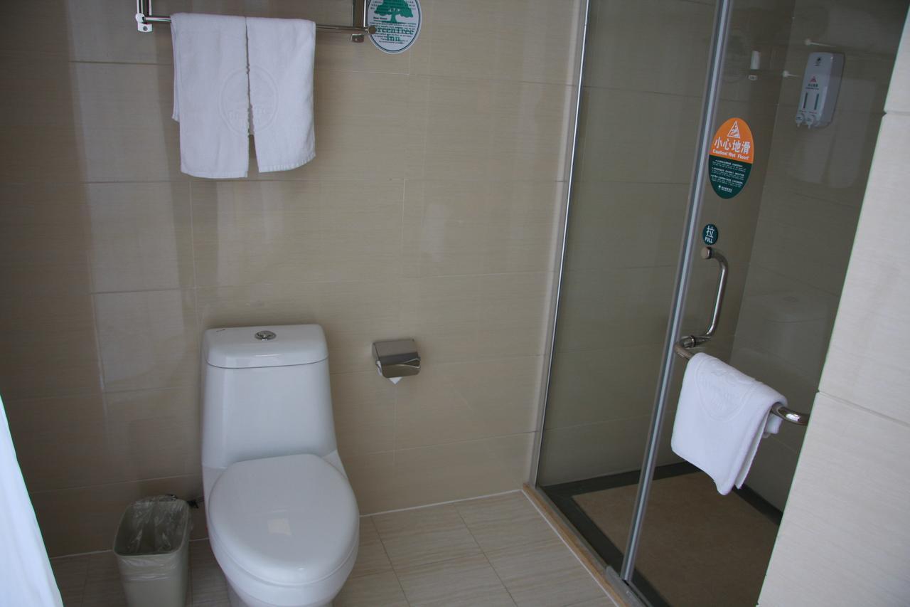 Greentree Inn Shanghai Songjiang University City New Songjiang Road Express Hotel Dış mekan fotoğraf